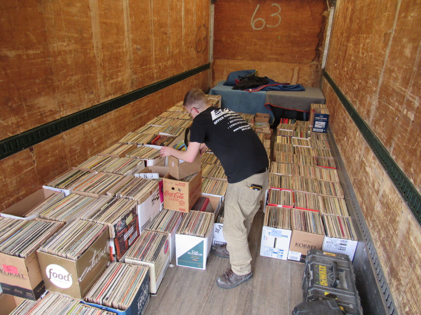 Agrace Record Sale